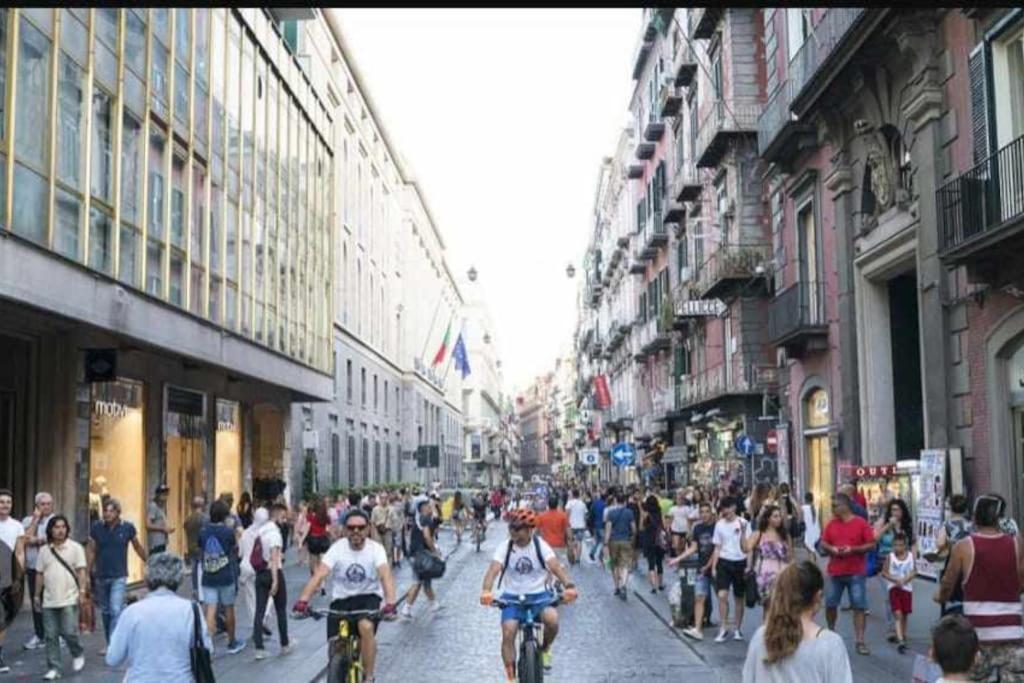 I Tre Re Via Toledo ナポリ エクステリア 写真